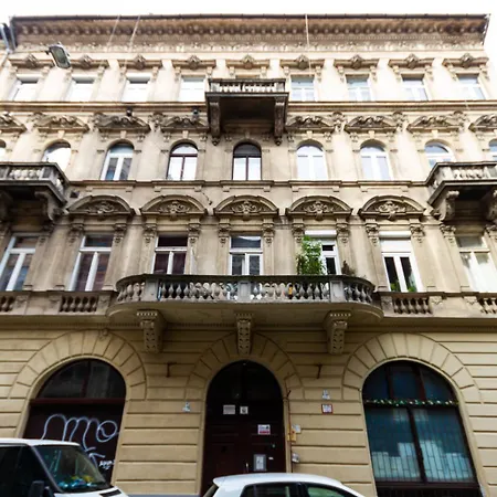 Apartment Bee-happy Downtown