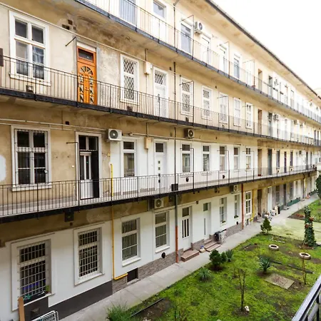 Apartment Bee-happy Downtown